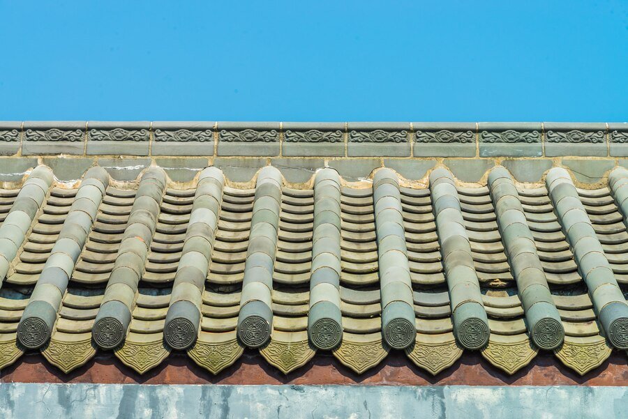 spanish roof tile style colors clavas parasite
